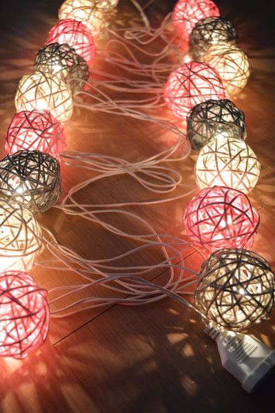 Mixed Color Rattan Balls Light